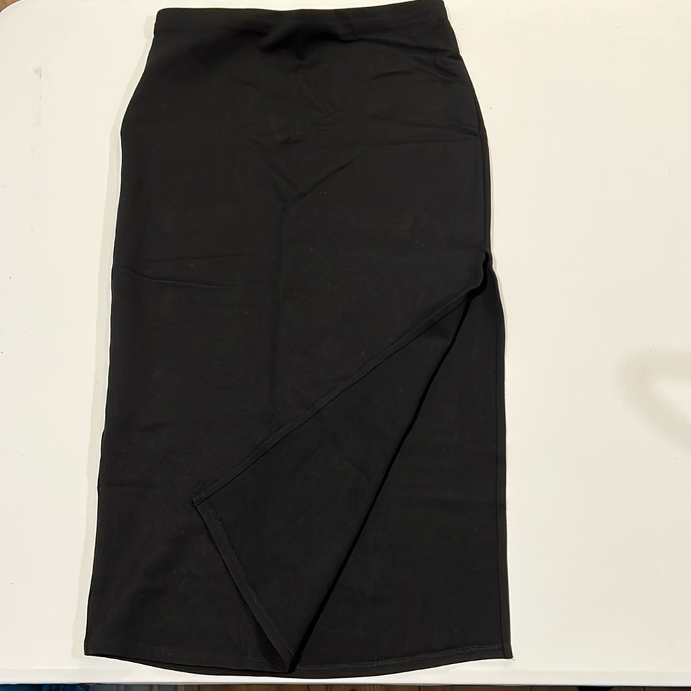 Lover and Friends - small black side slit skirt, midi